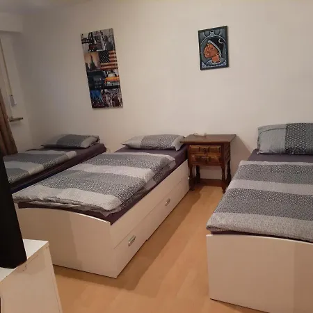 In 7 Apartment *